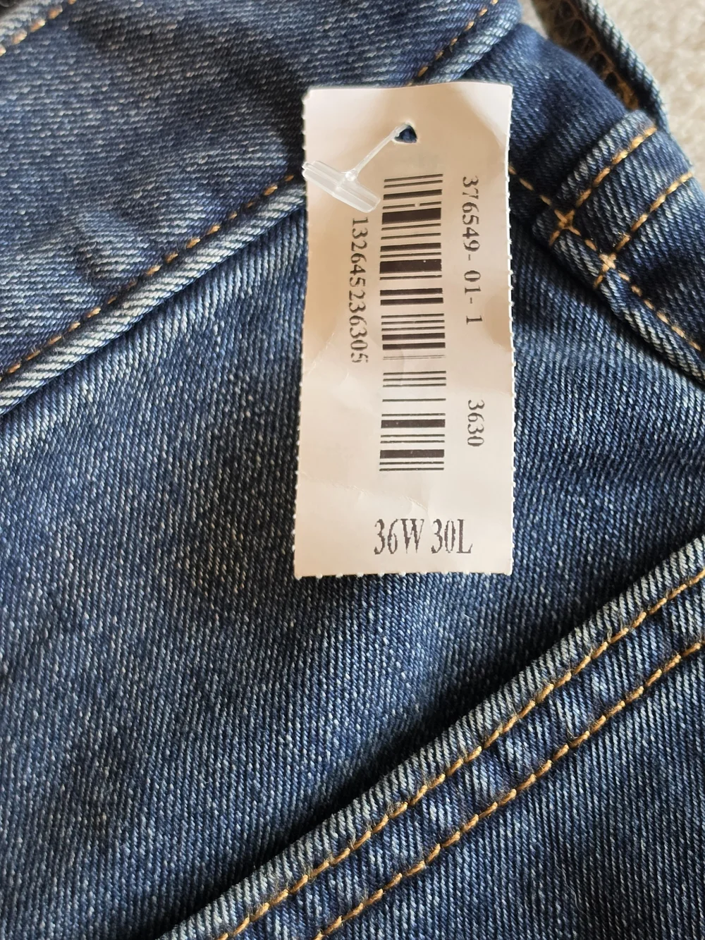 Old Navy Slim Men's Jeans in Dark Blue Denim